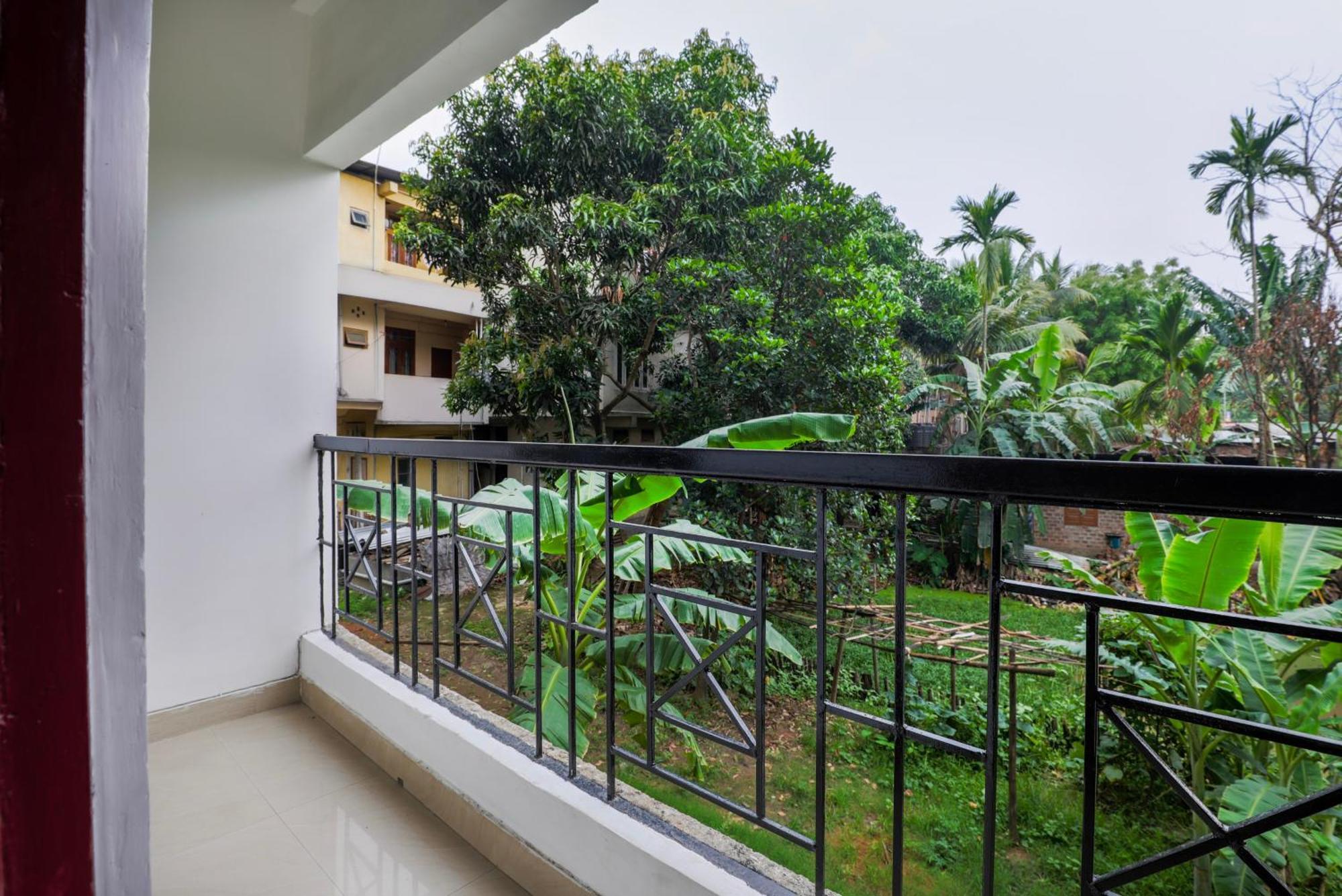 Treebo Urban Oasis Inn กูวาฮาติ ภายนอก รูปภาพ