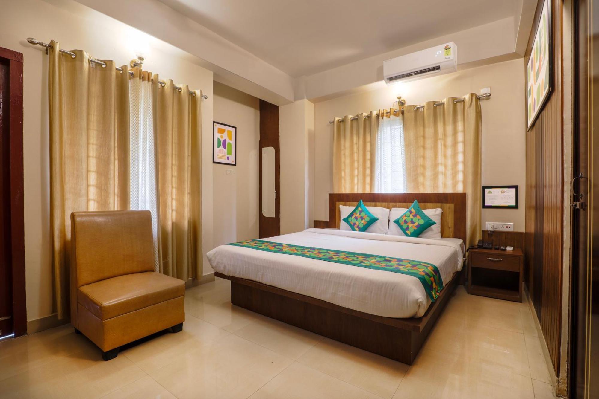 Treebo Urban Oasis Inn กูวาฮาติ ภายนอก รูปภาพ