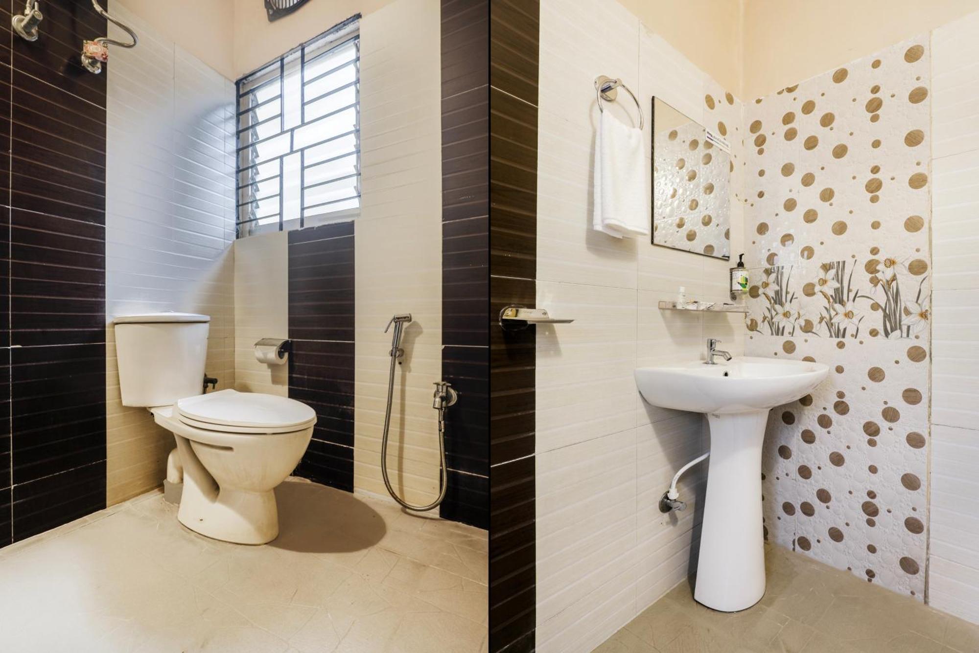 Treebo Urban Oasis Inn กูวาฮาติ ภายนอก รูปภาพ